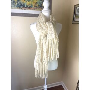 VTG Handmade Mohair Womens Knit Scarf Shawl Ivory Fringe Delicate Cozy 70s Airy